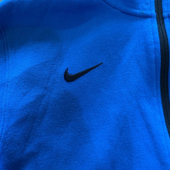 ✔️ Nike Jacket ✔️ - Picture 2 of 7